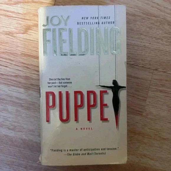 The Puppet‎ By Joy Fielding Mystery Novel - Picture 1 of 3